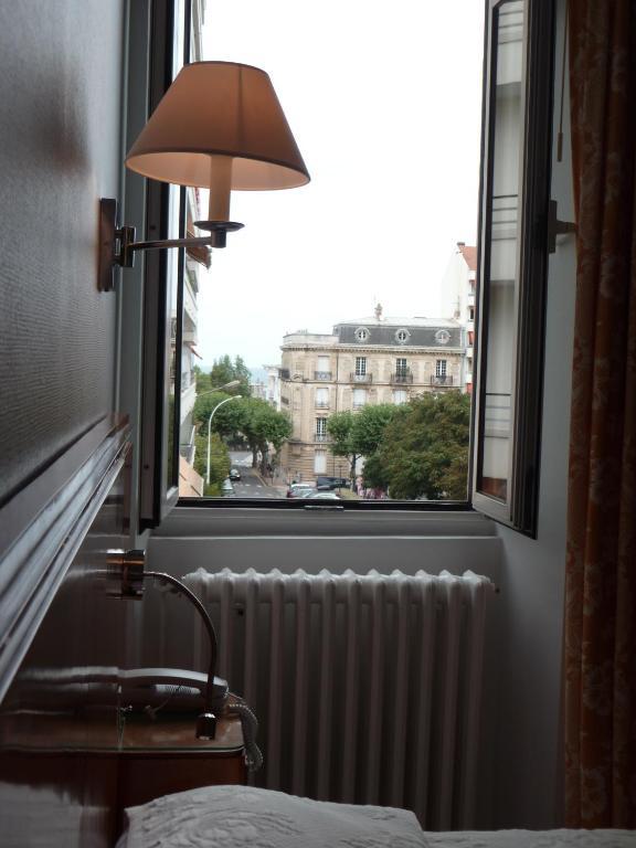 Hôtel Maïtagaria Biarritz Quarto foto